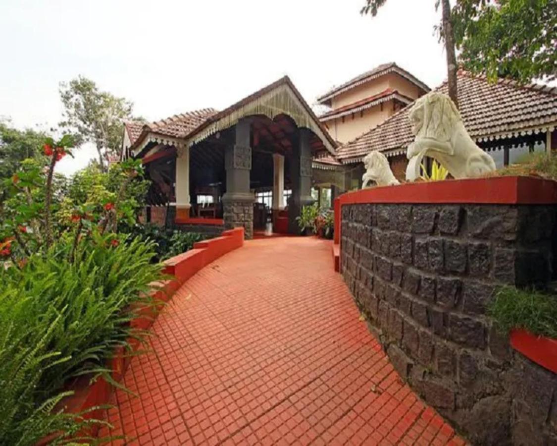 The Porcupine Castle Resort Madikeri Exteriér fotografie